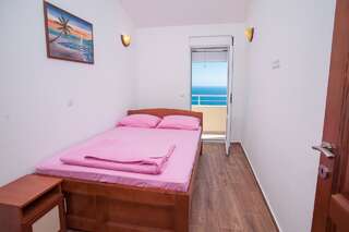 Апартаменты Family Apartments Onyx Улцинь Апартаменты с видом на море-1